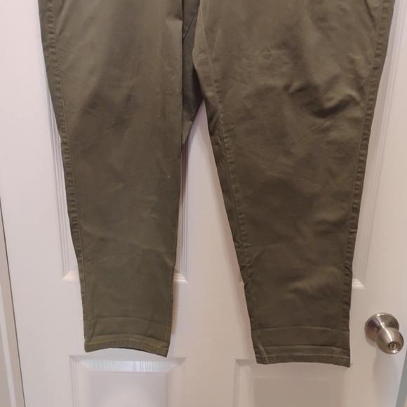 Lane Bryant Olive Green Chino Pants Office Professional Flattering Size 16 - Picture 2 of 7